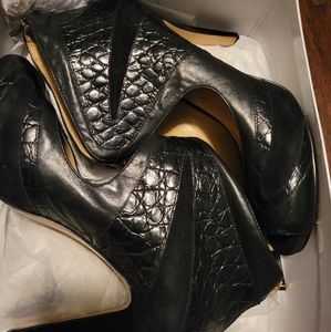 NINE WEST black peep toe heels